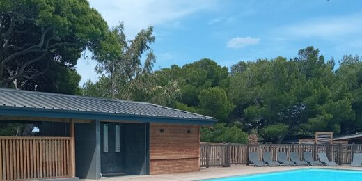 Vente de produits piscine pour les professionnels en campings, collectivités ou hôtels