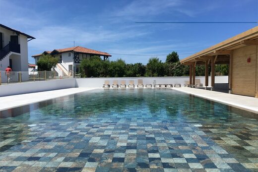 Piscines