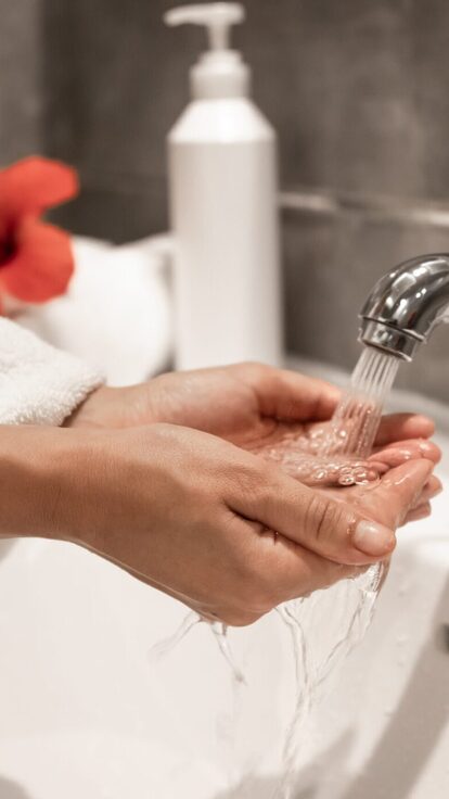 Vente d’équipement sanitaires professionnels pour campings, ERP et collectivités